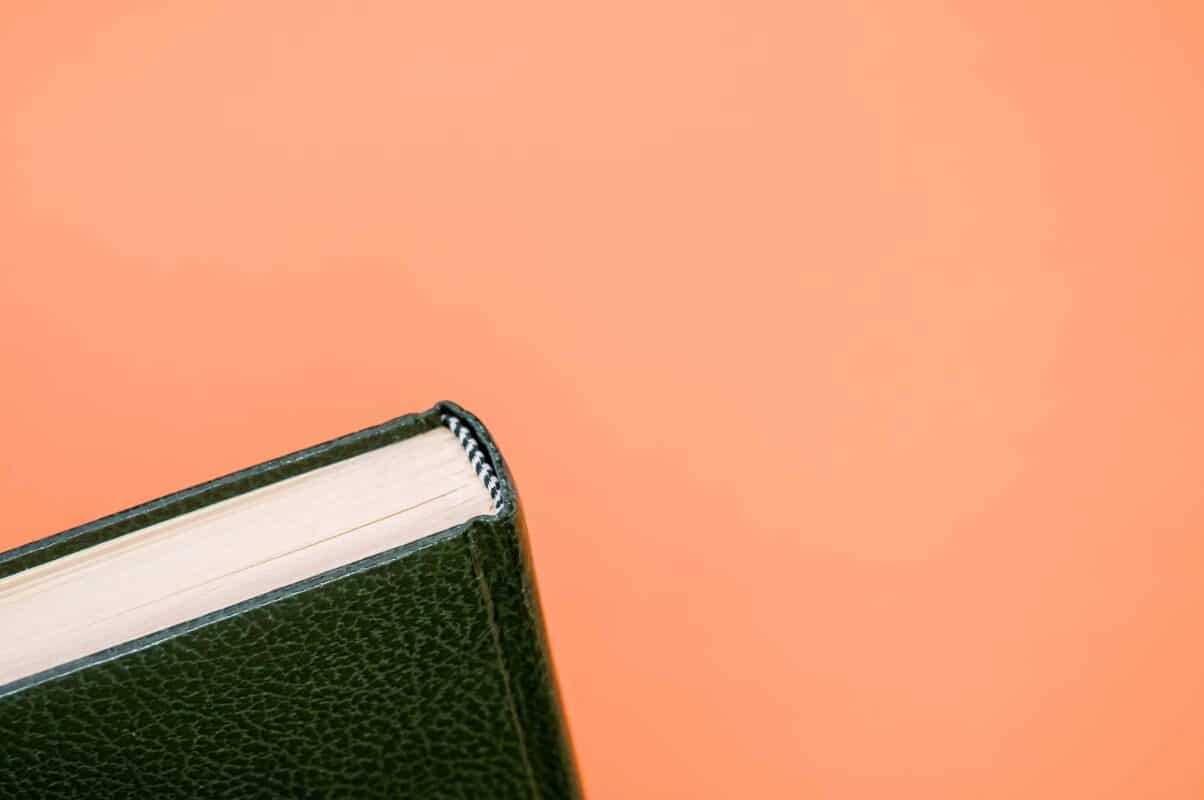 3 Reasons To Read Crypto Books - Digital Frontier News